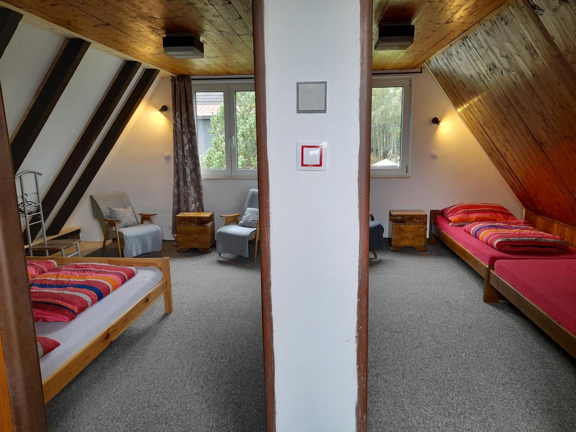 Chaloupka Na Vrsku Villa โลชนา โปด กลิโนฟเซม ภายนอก รูปภาพ